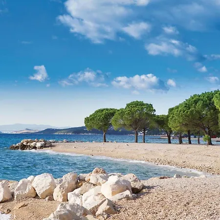 1 Bedroom Awesome In