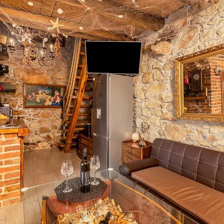 1 Bedroom Awesome In Vikendica